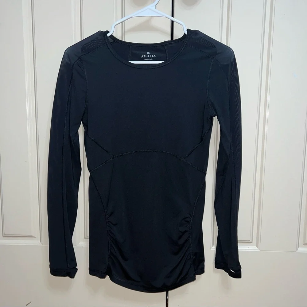 Athleta Black Athleisure Long Sleeve Workout Shirt With Thumbholes Size XS - Picture 8 of 8